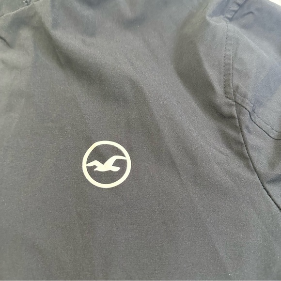 Hollister Zip-Up Windbreaker Black and White Jacket With Pockets - Picture 14 of 15